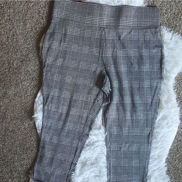 Tahari black & white stretch pants Size Large - Picture 4 of 5